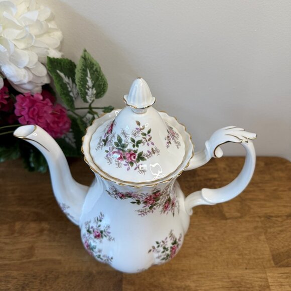 Royal Albert Lavender Rose Coffee Pot Montrose Shape Vintage Bone China Pink - Picture 3 of 9
